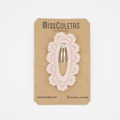 Clip forrado crochet rosa empolvado
