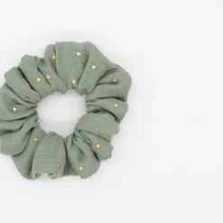 Coletero scrunchie verde claro topos dorados