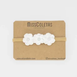 Diadema bebé flores perla crochet