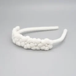 Diadema niña flores crochet perla