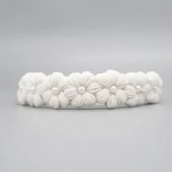 Diadema niña flores crochet perla