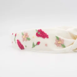 Diadema nudo lino marfil bordada a mano. PREMIUM