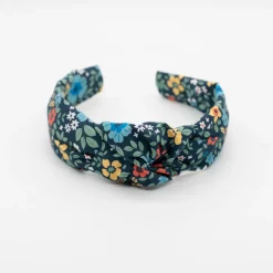 Diadema nudo negra flores color hecha a mano