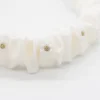 Diadema scrunchie blanca flores bordadas