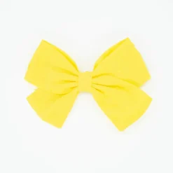 Lazo clásico amarillo canario plumeti