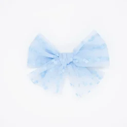 Lazo de tul azul celeste topos