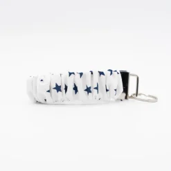 Llavero pulsera scrunchie estrellas