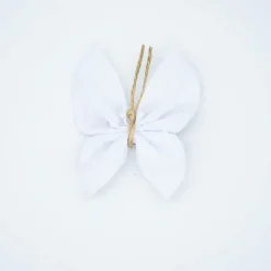 Pinza mariposa blanca plumeti