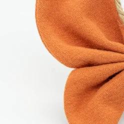Pinza mariposa naranja rústico