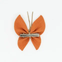 Pinza mariposa naranja rústico