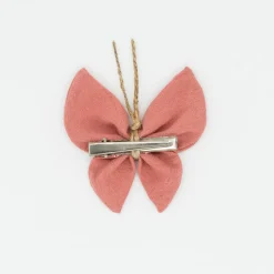 Pinza mariposa rosa rústico